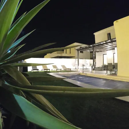 Casa Sunny Villa *